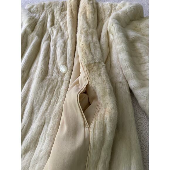 Jaeckel medium vintage blonde mink stroller with small collar. Exquisite - Picture 10 of 13